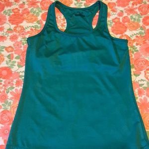 Fila workout shirt with built in bra!!